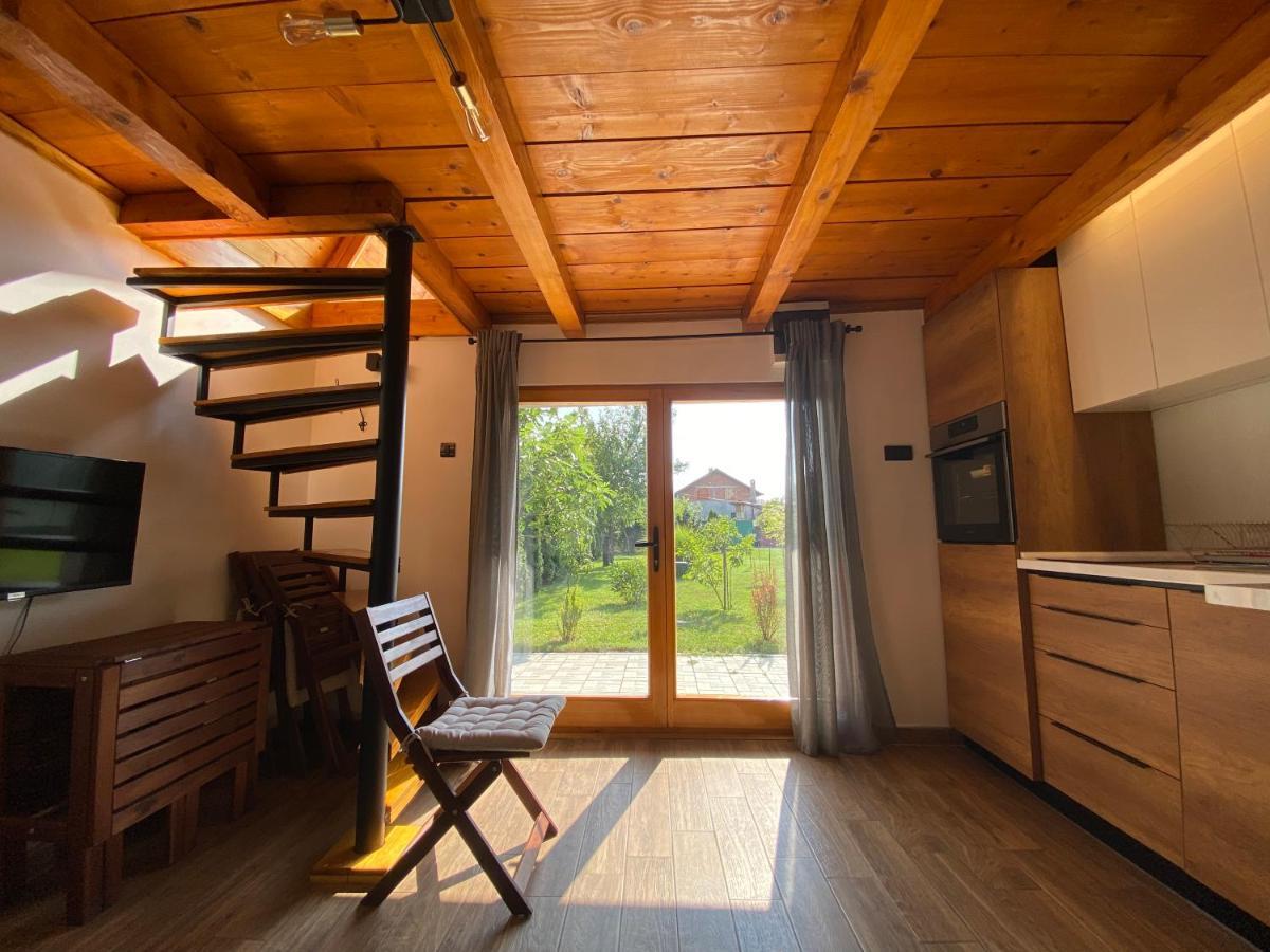 Petrovaradin Chalet Novi Sad Exterior photo